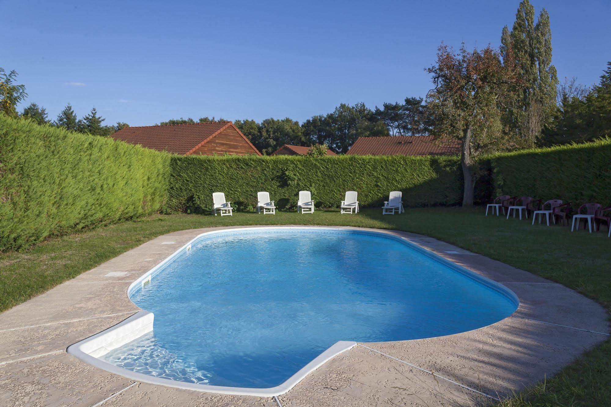ויירזון Le Chalet De La Foret Hotel 3 Etoiles Et Restaurant מראה חיצוני תמונה